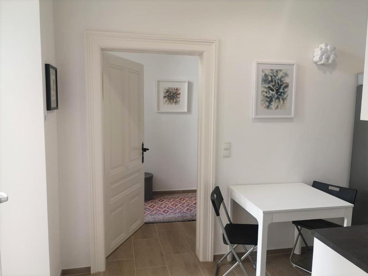 Ruhige Art-Garconniere Mit Balkon Daire Viyana Dış mekan fotoğraf